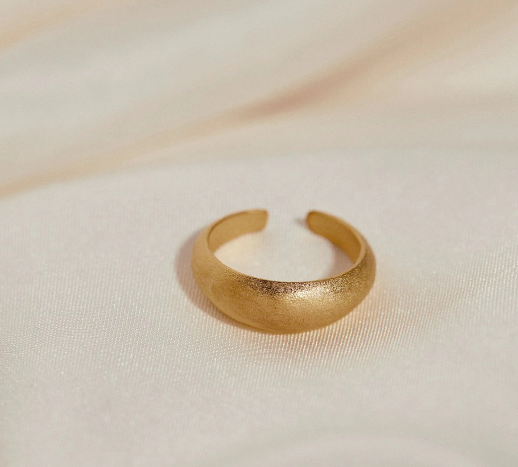 Agape-Studio_Diomede-ii-Ring-Gold-Jewelry-Sustainable-Ethical-French-Jewelry_Curate-Shopthecurate