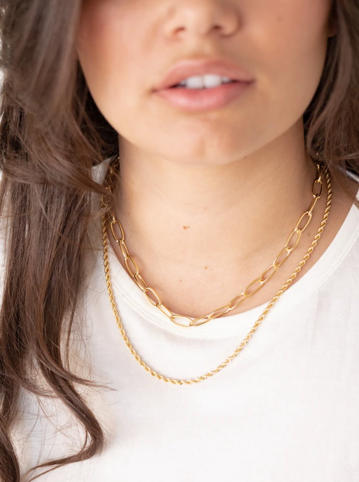 Laude-The-Label_Elongated-Cable-Chain-Necklace_Sustainable-Ethical-Apparel_Curate-Shopthecuratecurate, laude the label, sustainable and ethically made womens fashion jewelry, link chain necklace, elongated link necklace, gold necklace, accessory, fashion jewelry, luxury jewelry