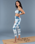 leser yoga, sustainable, ethical, eco friendly yoga apparel, yoga clothes, yoga womens wear, leggings, blue and white tie dye, curate, shop the curate