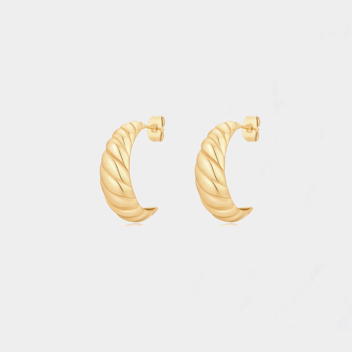 curate, siizu, sustainable and ethically made fashion jewelry, womens twisted gold hoop earrings, womens hoop earrings, gold hoop earrings, medium sized hoop earrings, fashion jewelry